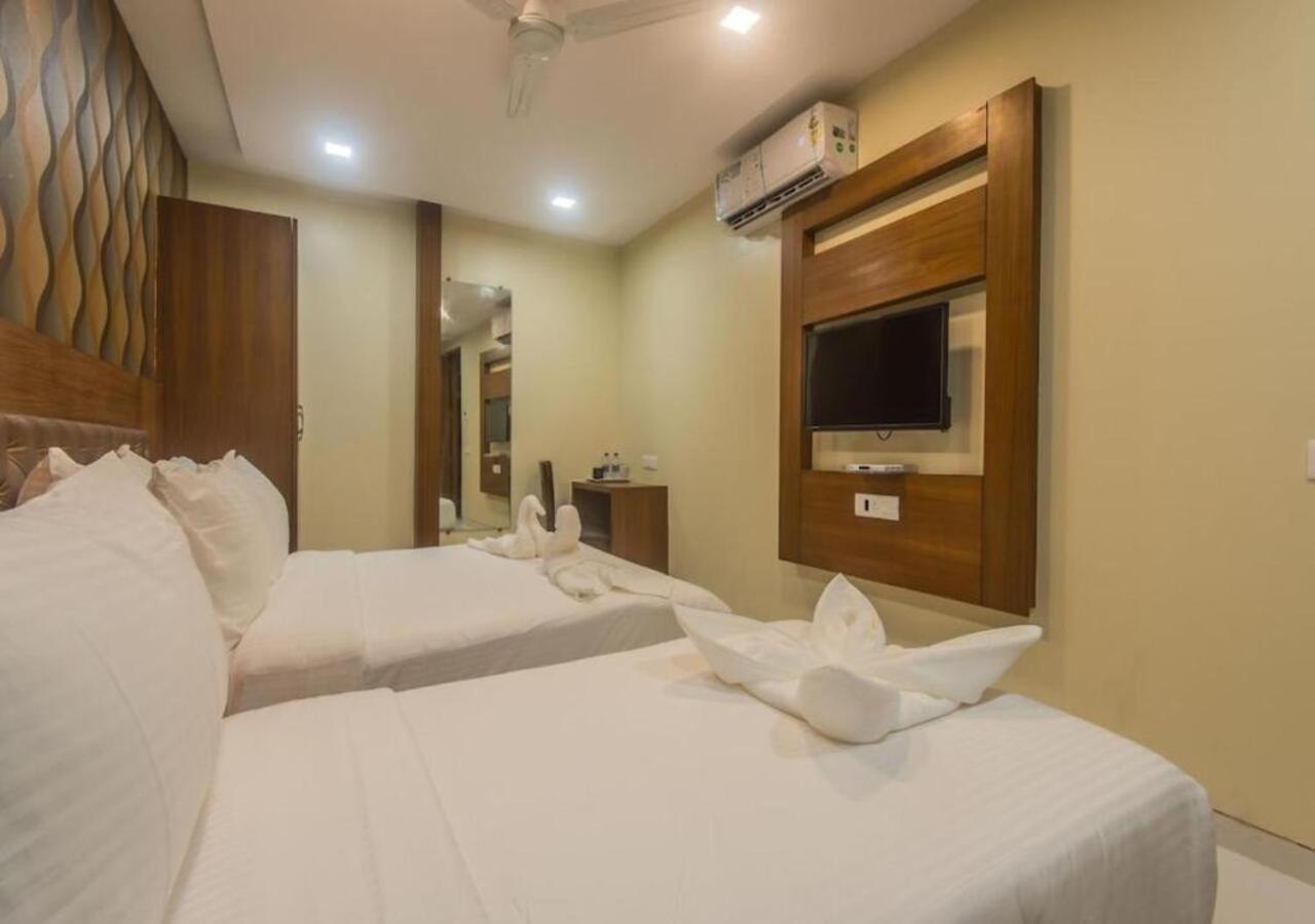 Hotel Arton Regency Near Terminal 2 Airport Mumbai Exterior photo